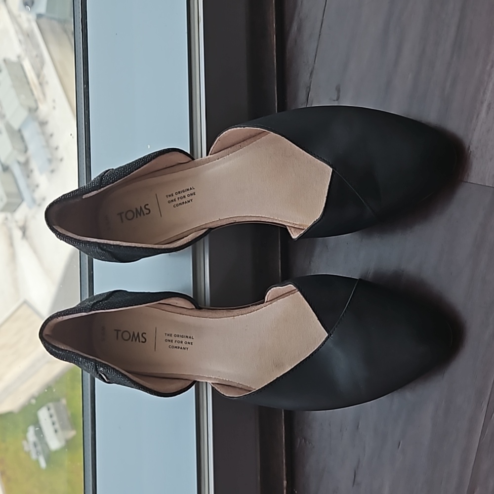 Toms Flats